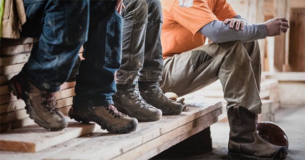 /medias/KEEN_FW18_UTILITY_GROUP_0623-4615-1-1140x600.jpg